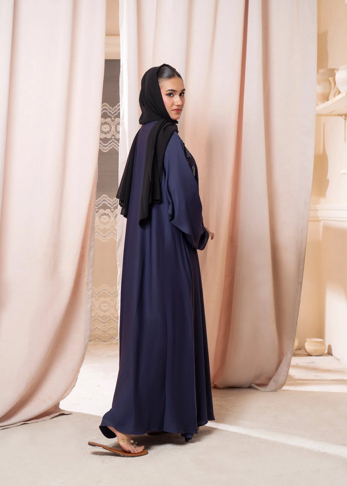 Abaya 02